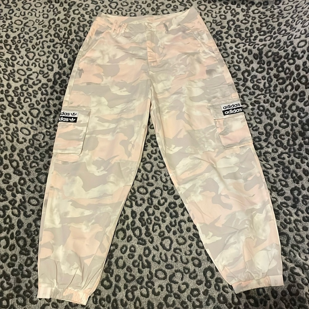 NWOT ADIDAS CAMO CARGO PANTS - LIGHT PINK/GREY/WHITE